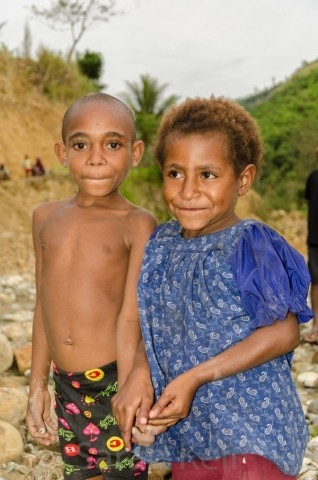 Gold panning outside Bulolo